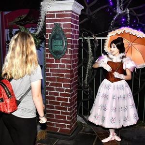 Meet your Posher, Kit'n